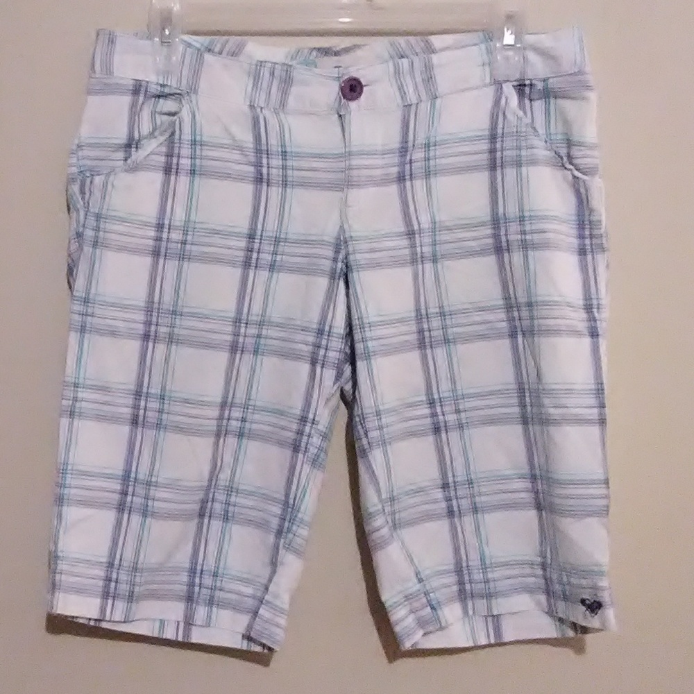 SALE Roxy Shorts - Picture 1 of 1